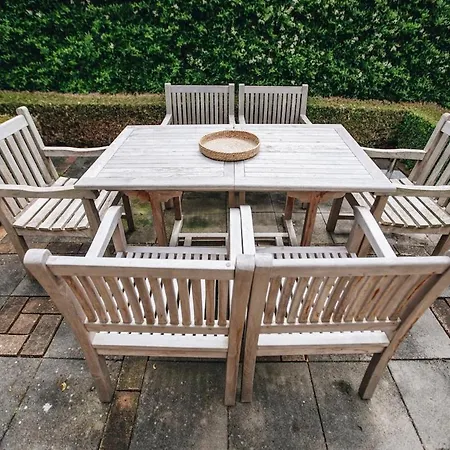 Byvanie So Stylovou Zahradou דירה *